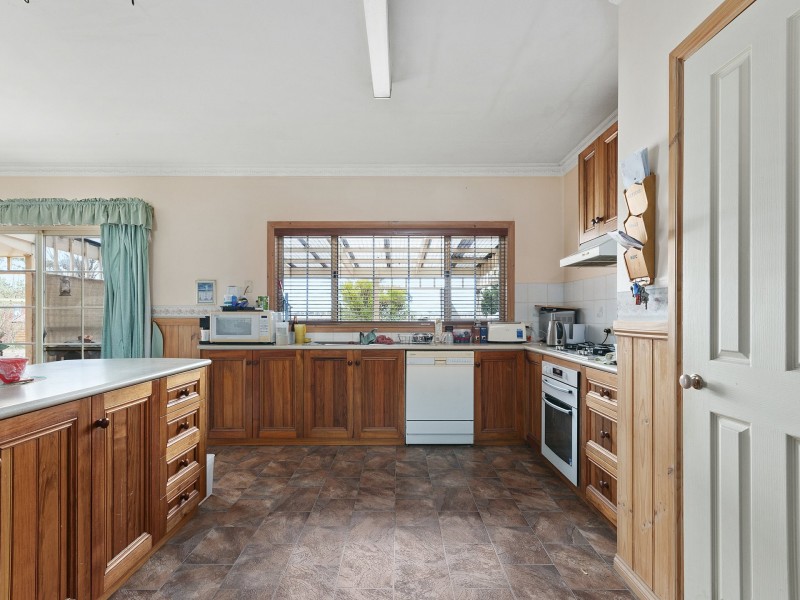 270 Flynns Creek Road, Flynn VIC 3844