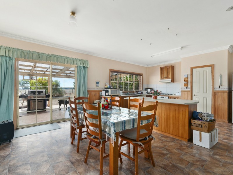 270 Flynns Creek Road, Flynn VIC 3844