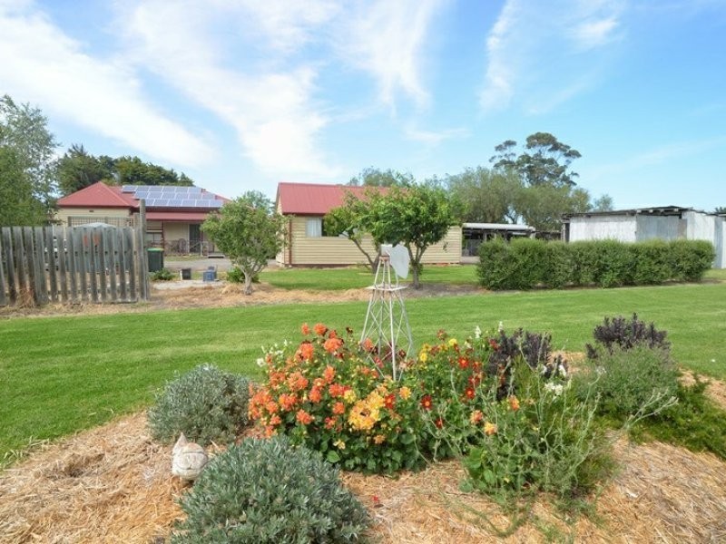 635 Traralgon Maffra Road, Glengarry VIC 3854