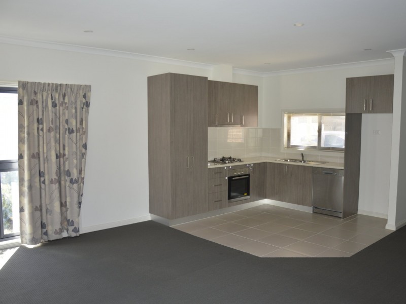 Unit 12/83 Marshalls Road, Traralgon VIC 3844