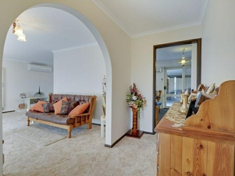 13 Glenview Drive, Traralgon VIC 3844