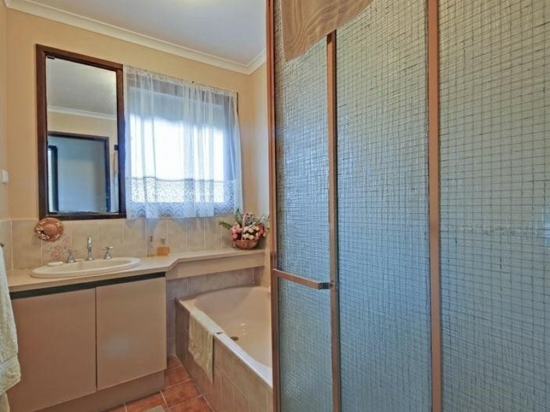 13 Glenview Drive, Traralgon VIC 3844