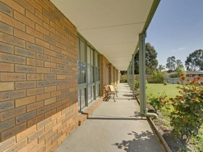 13 Glenview Drive, Traralgon VIC 3844