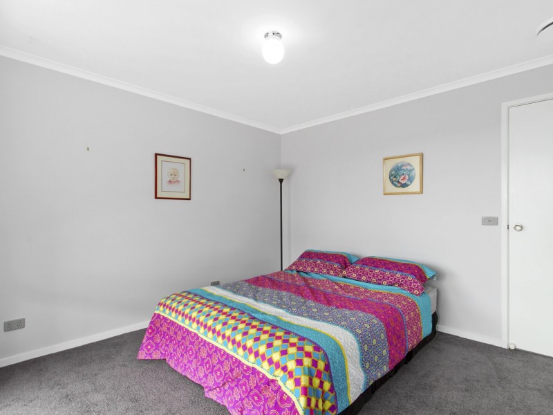 30 Cemetery Road, Toongabbie VIC 3856