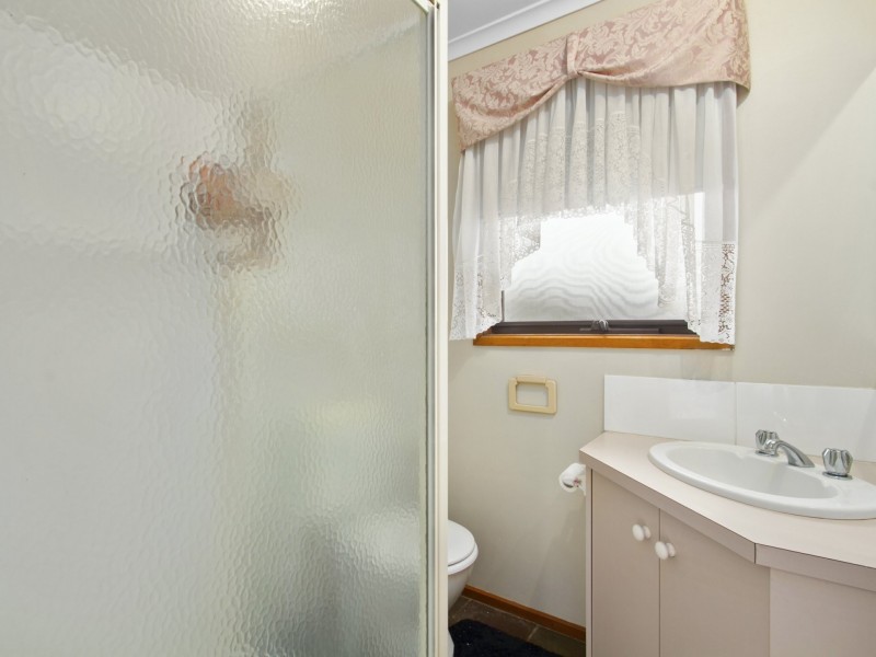 87 Coalville Road, Moe VIC 3825