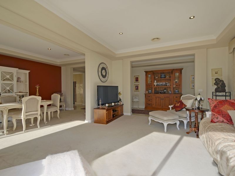 53 – 55 Greenfield Drive, Traralgon VIC 3844