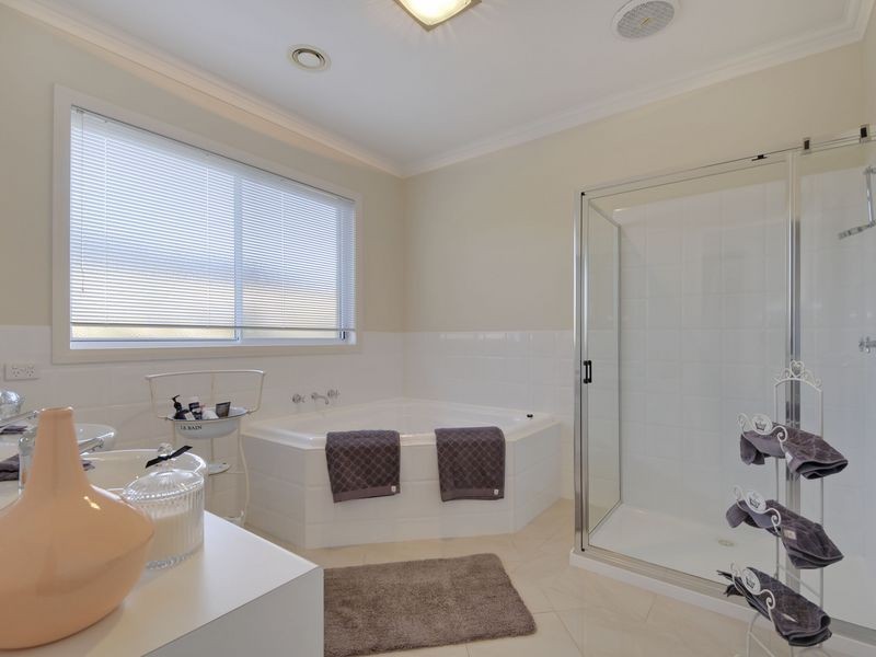 53 – 55 Greenfield Drive, Traralgon VIC 3844