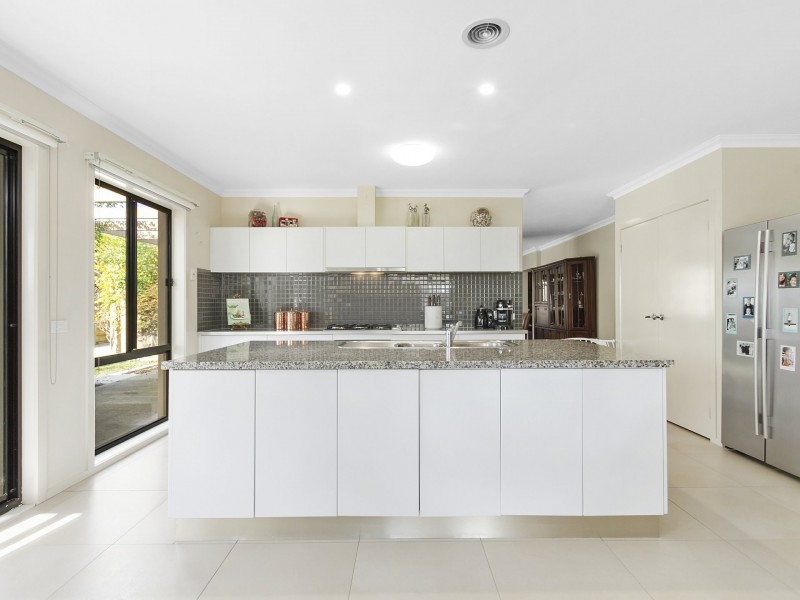 10 Wellington Drive, Traralgon VIC 3844