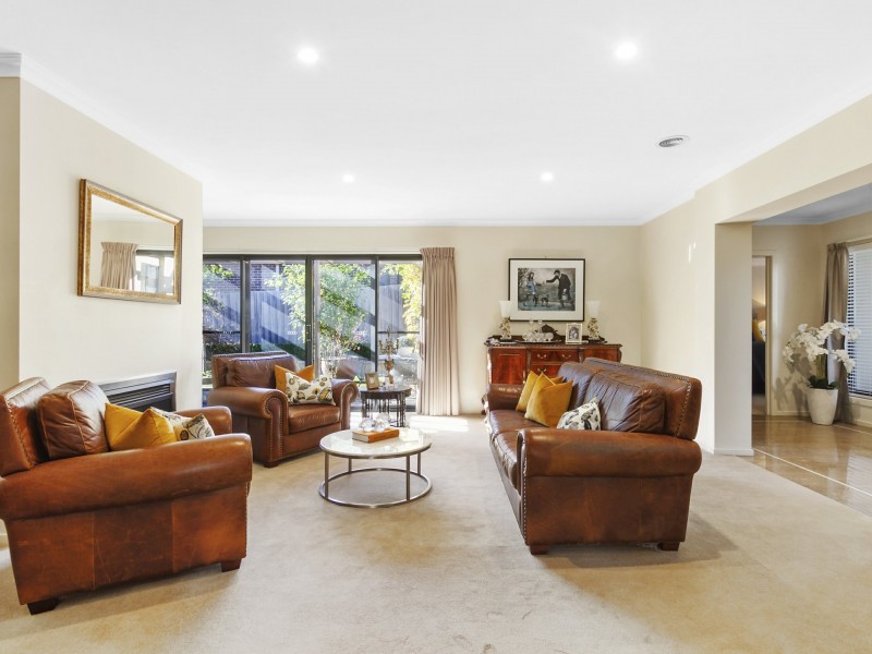 10 Wellington Drive, Traralgon VIC 3844