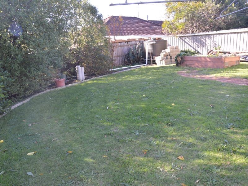9 Burrage Street, Moe VIC 3825