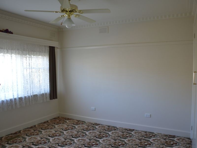 9 Burrage Street, Moe VIC 3825