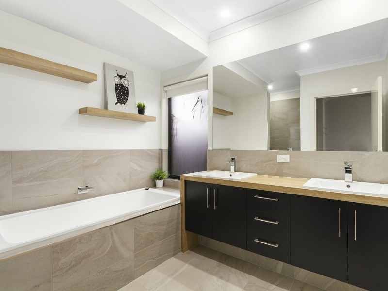 28 Mitchell Drive, Traralgon VIC 3844