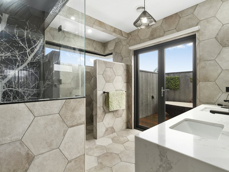 28 Mitchell Drive, Traralgon VIC 3844