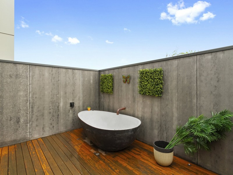 28 Mitchell Drive, Traralgon VIC 3844