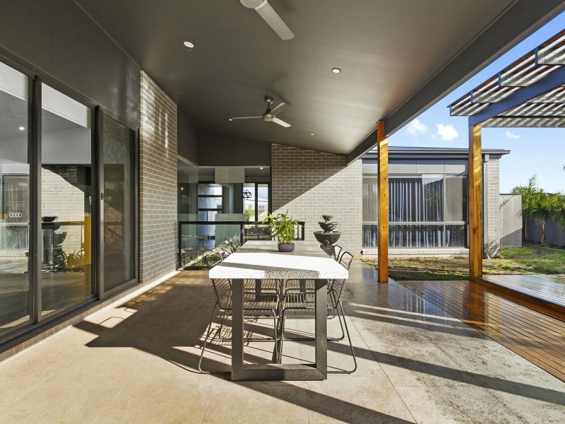 28 Mitchell Drive, Traralgon VIC 3844