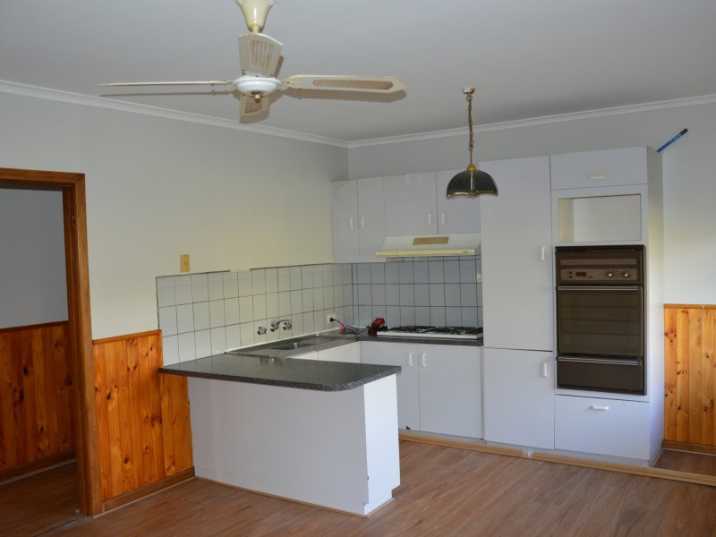 15 Lyndon Crescent, Traralgon VIC 3844
