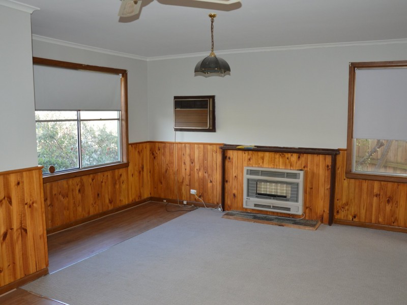 15 Lyndon Crescent, Traralgon VIC 3844