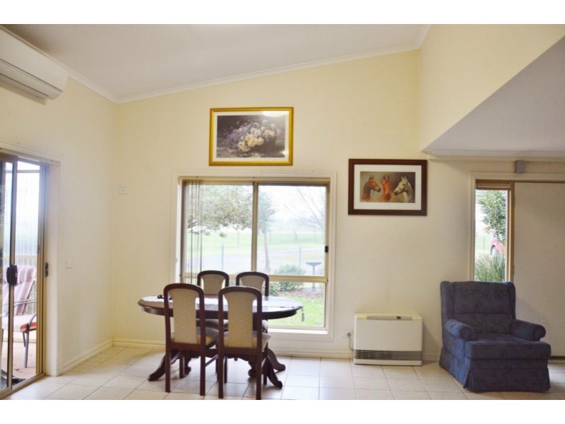 124 Willung Road, Rosedale VIC 3847