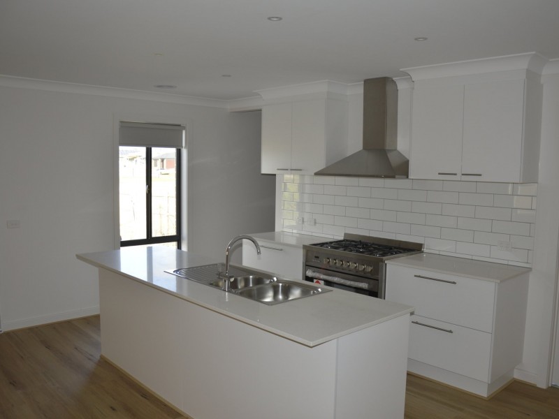 12 Paige Avenue, Traralgon VIC 3844