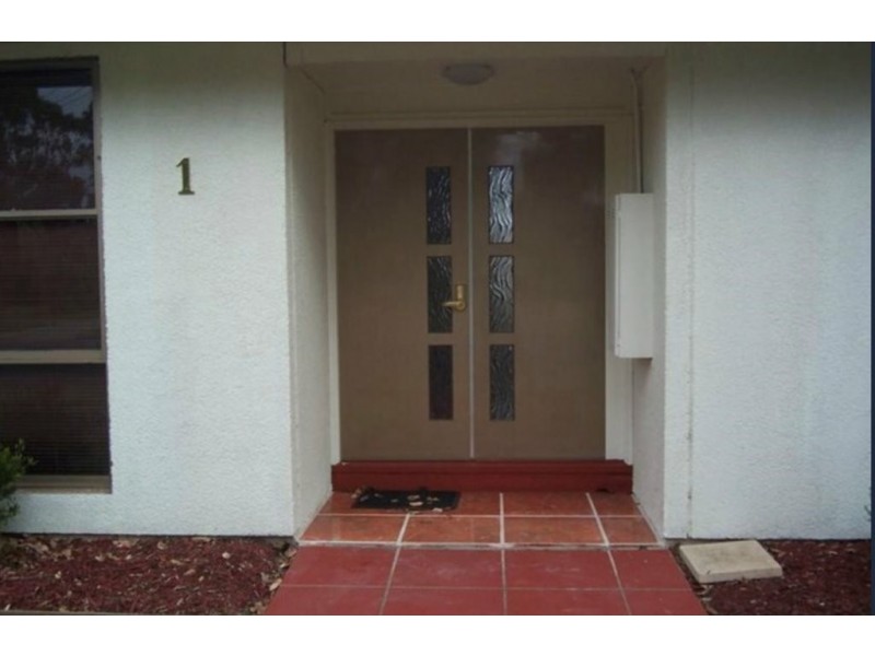 1 Shepherd Court, Sale VIC 3850