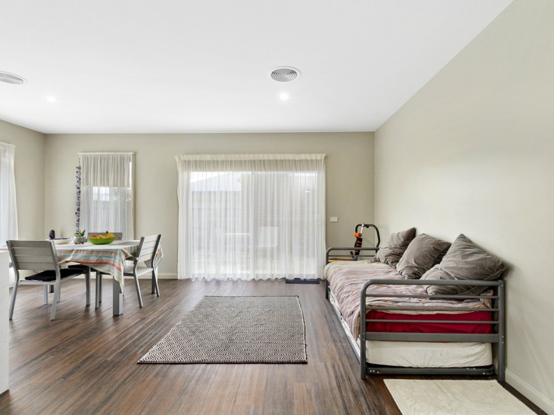 Unit 1/154 Narracan Drive, Newborough VIC 3825