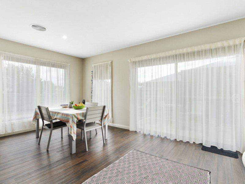 Unit 1/154 Narracan Drive, Newborough VIC 3825