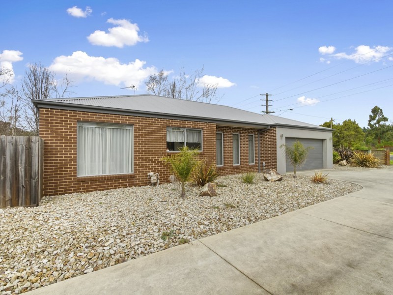 Unit 1/154 Narracan Drive, Newborough VIC 3825