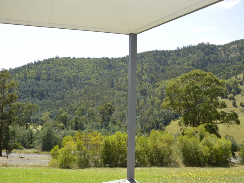 11 Browns Road, Koornalla VIC 3844