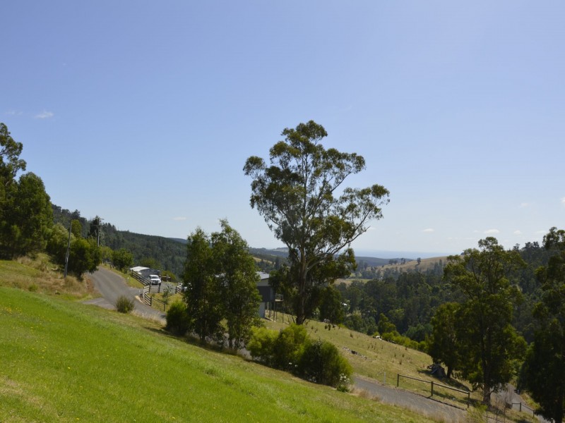 11 Browns Road, Koornalla VIC 3844