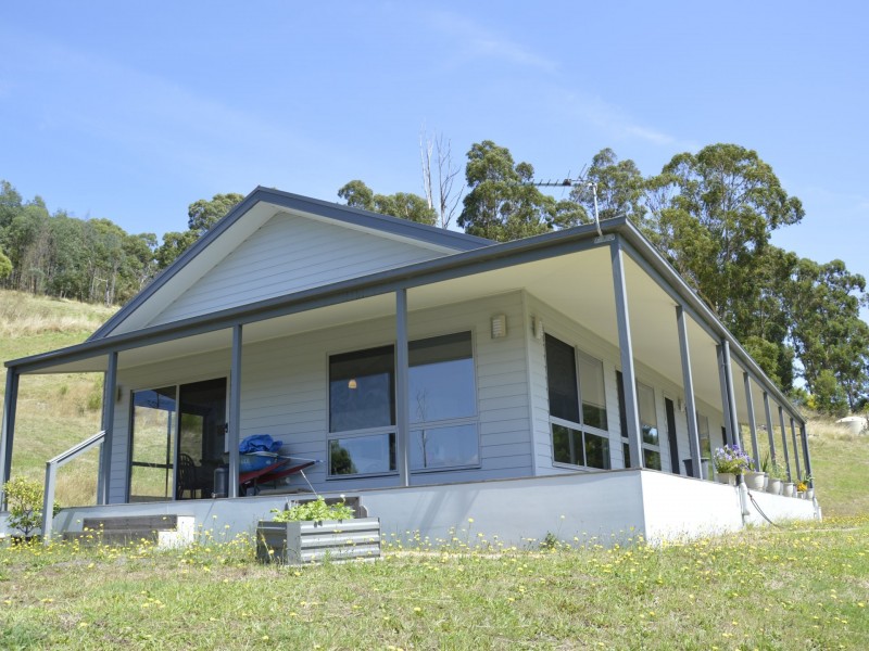 11 Browns Road, Koornalla VIC 3844