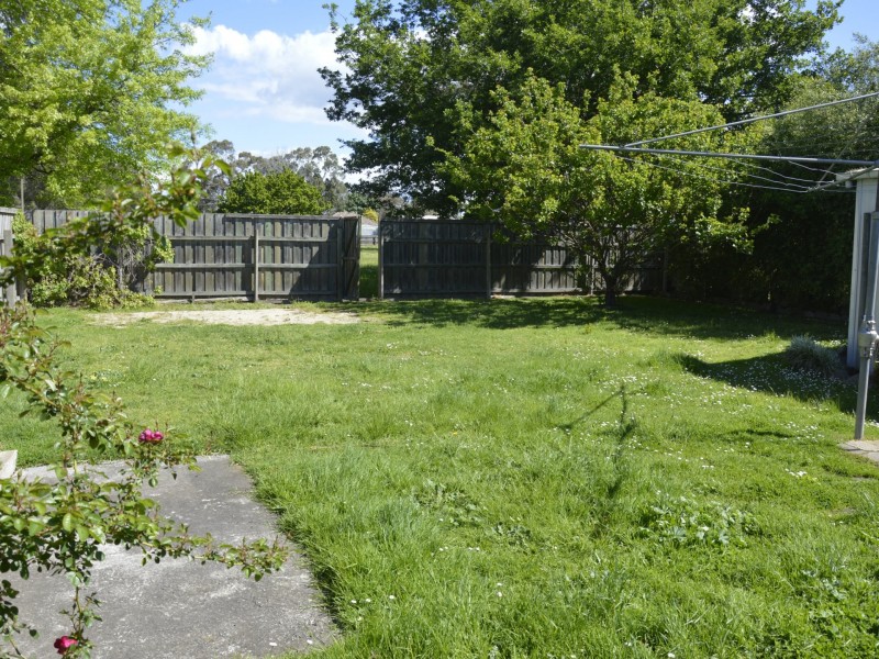 17 Newman Crescent, Traralgon VIC 3844