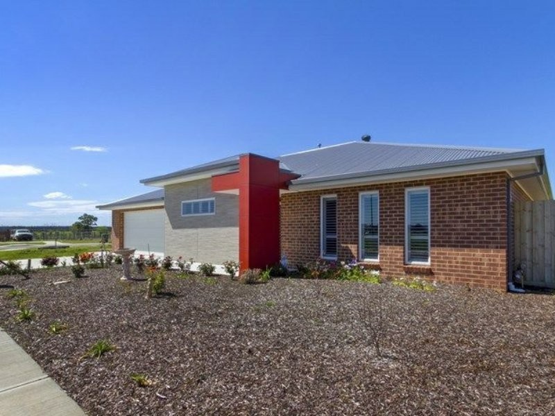 1 Brown Drive, Churchill VIC 3842