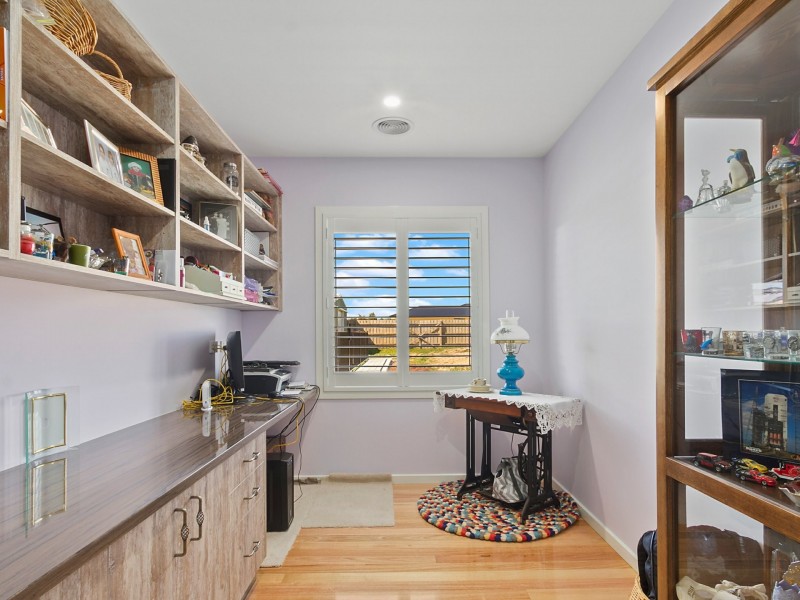 1 Brown Drive, Churchill VIC 3842