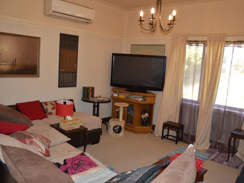 98 Comans Street, Morwell VIC 3840