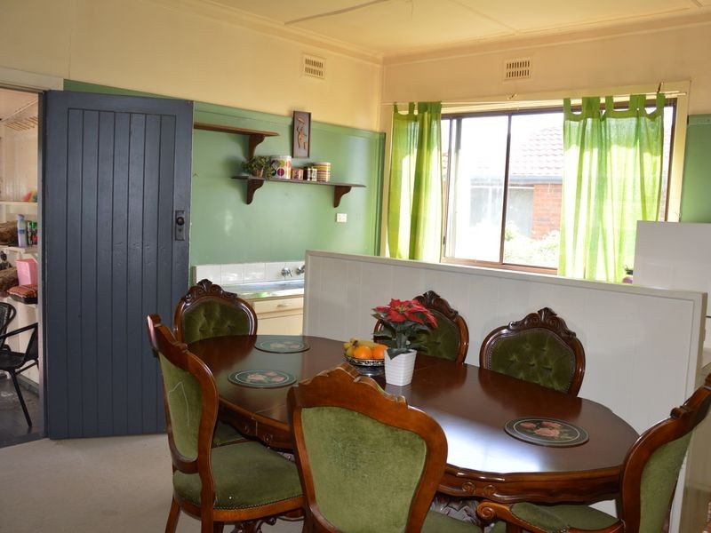 98 Comans Street, Morwell VIC 3840