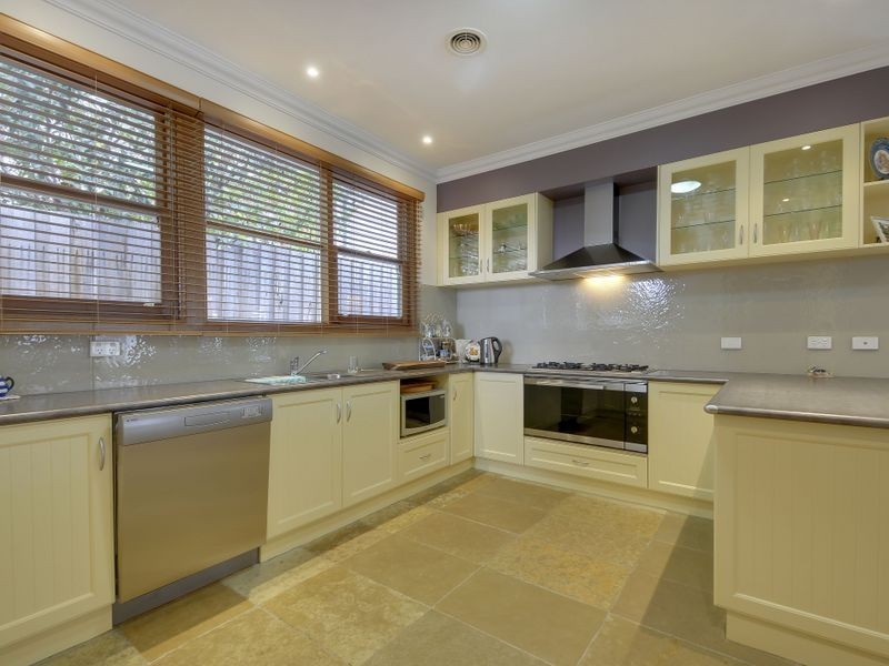 27 Albert Street, Traralgon VIC 3844