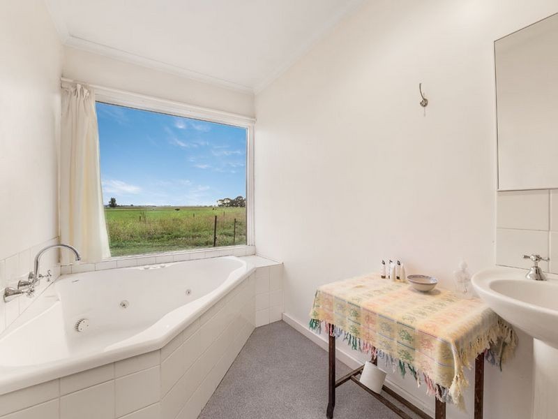 56 Coghlans Lane, Heyfield VIC 3858
