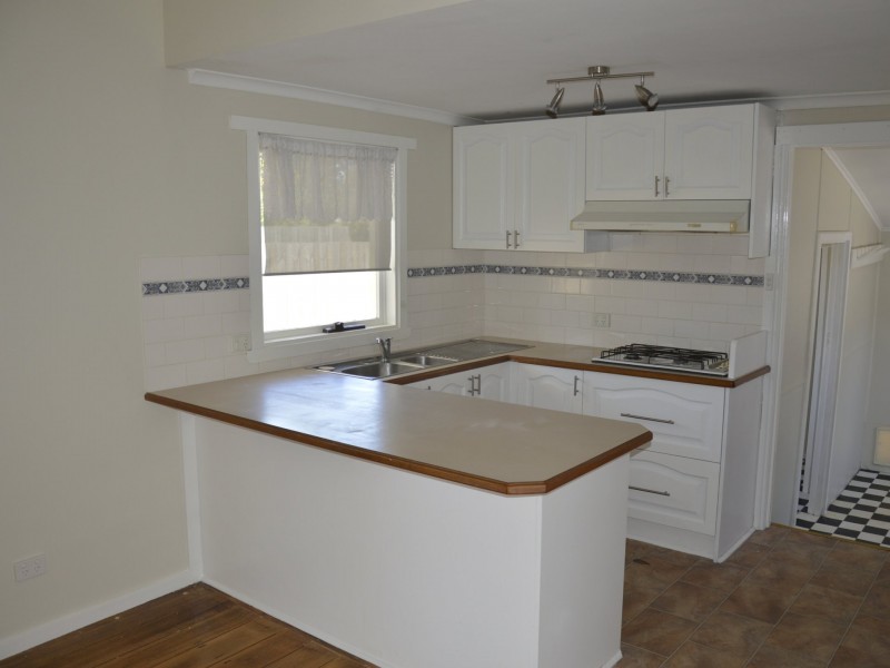 13 Pollock Avenue, Traralgon VIC 3844