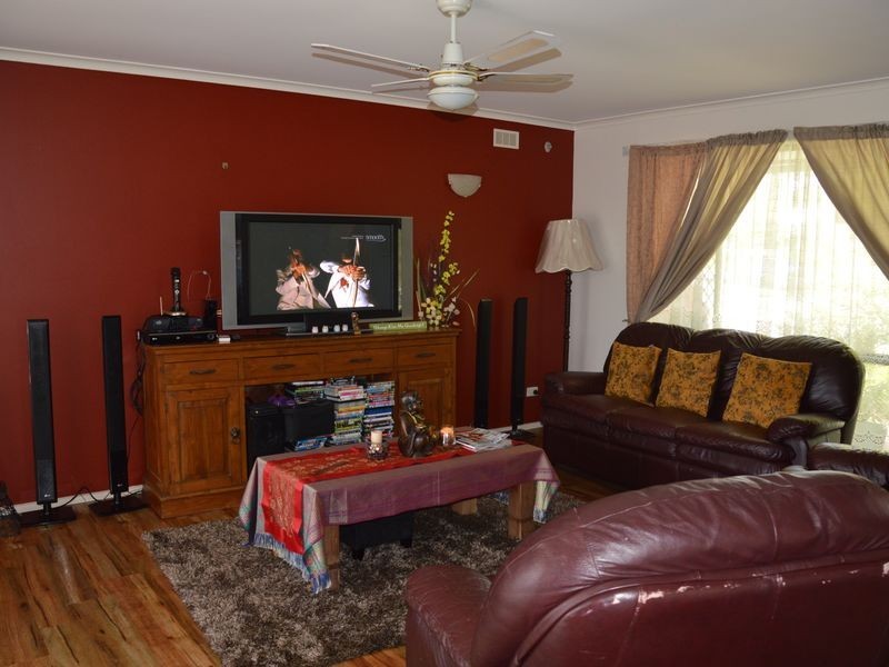 8 Selwyn Place, Traralgon VIC 3844
