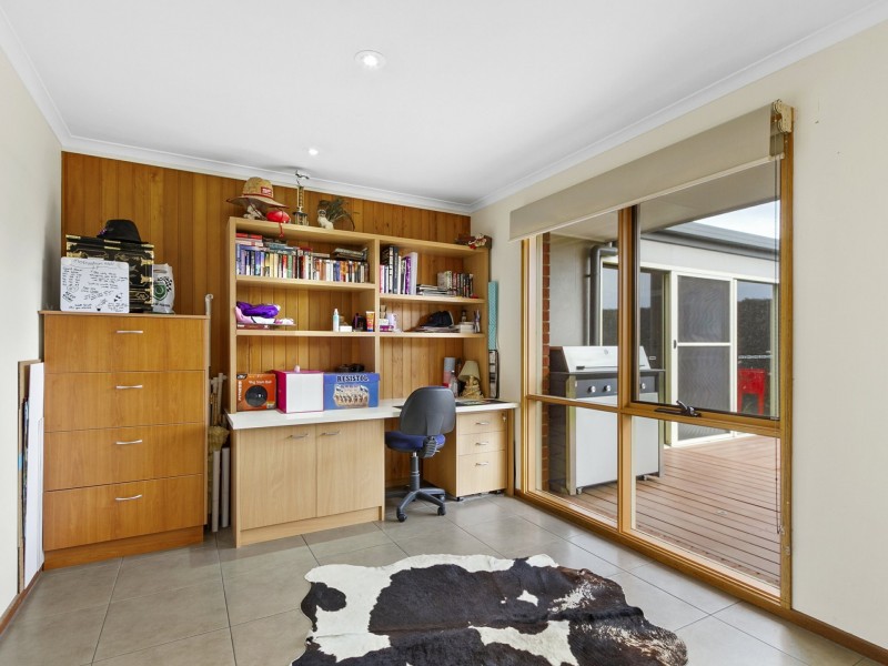 9 Mountbatten Court, Traralgon VIC 3844