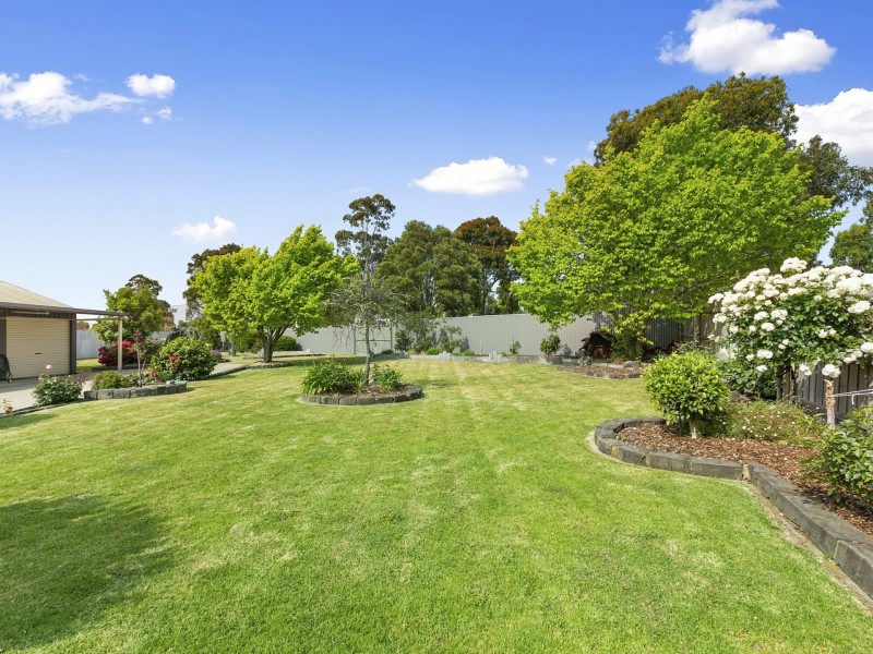 9 Mountbatten Court, Traralgon VIC 3844