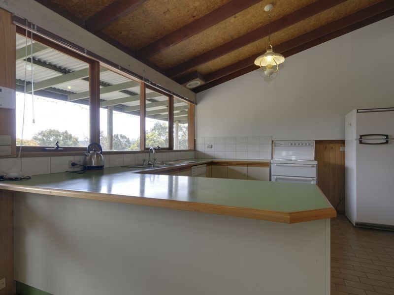 33 Wongan Crescent, Churchill VIC 3842