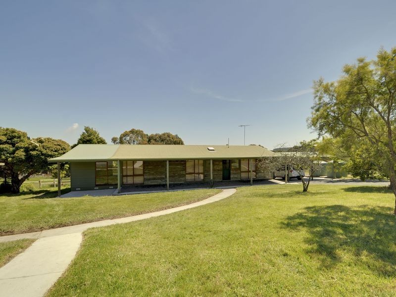 33 Wongan Crescent, Churchill VIC 3842