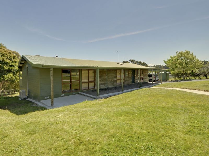 33 Wongan Crescent, Churchill VIC 3842