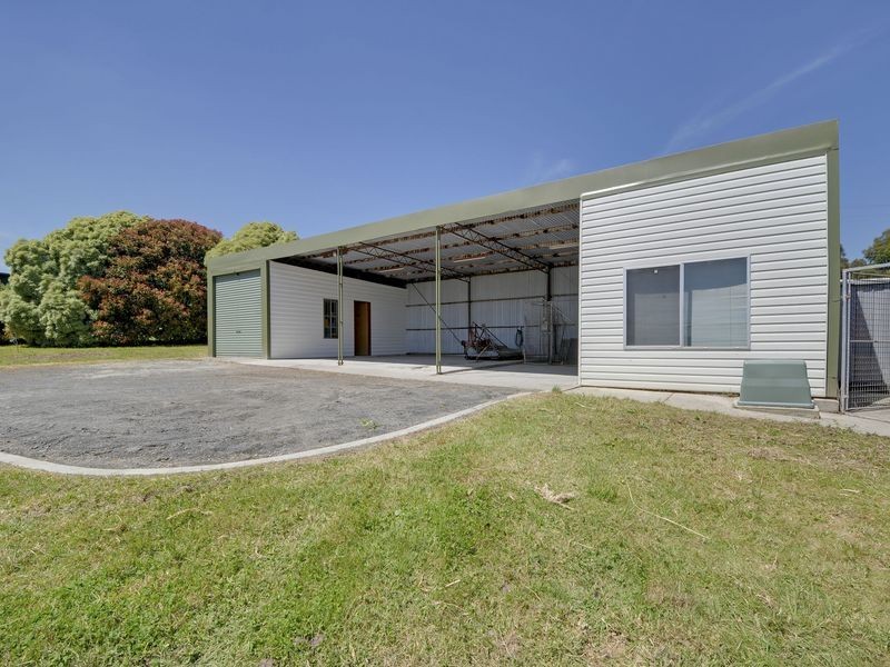 33 Wongan Crescent, Churchill VIC 3842