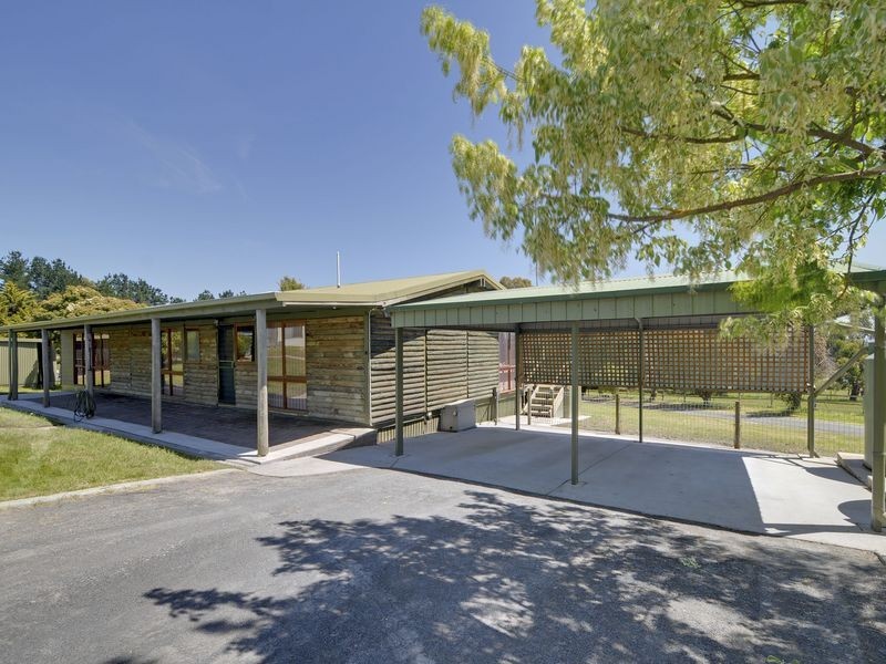 33 Wongan Crescent, Churchill VIC 3842