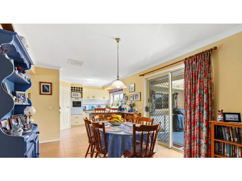 10 Widdowson Court, Rosedale VIC 3847