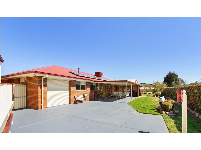 10 Widdowson Court, Rosedale VIC 3847