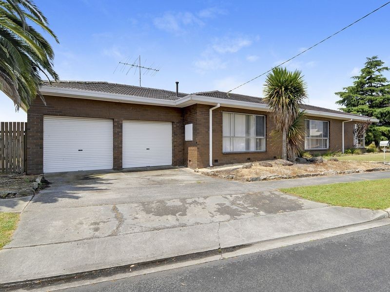 31 Gillie Crescent, Morwell VIC 3840