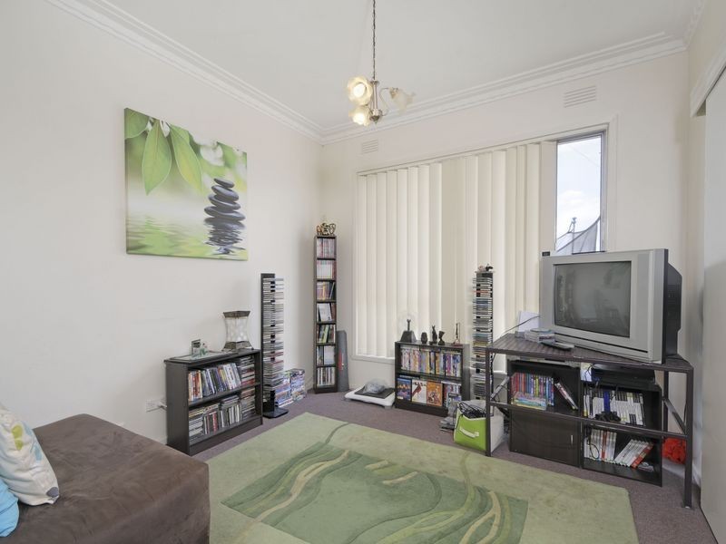 31 Gillie Crescent, Morwell VIC 3840